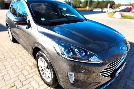 Ford Kuga 118.000 km 14.200 &euro; Bochum 44793