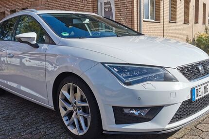 Seat Leon 139.000 km 14.200 € Marl 45768