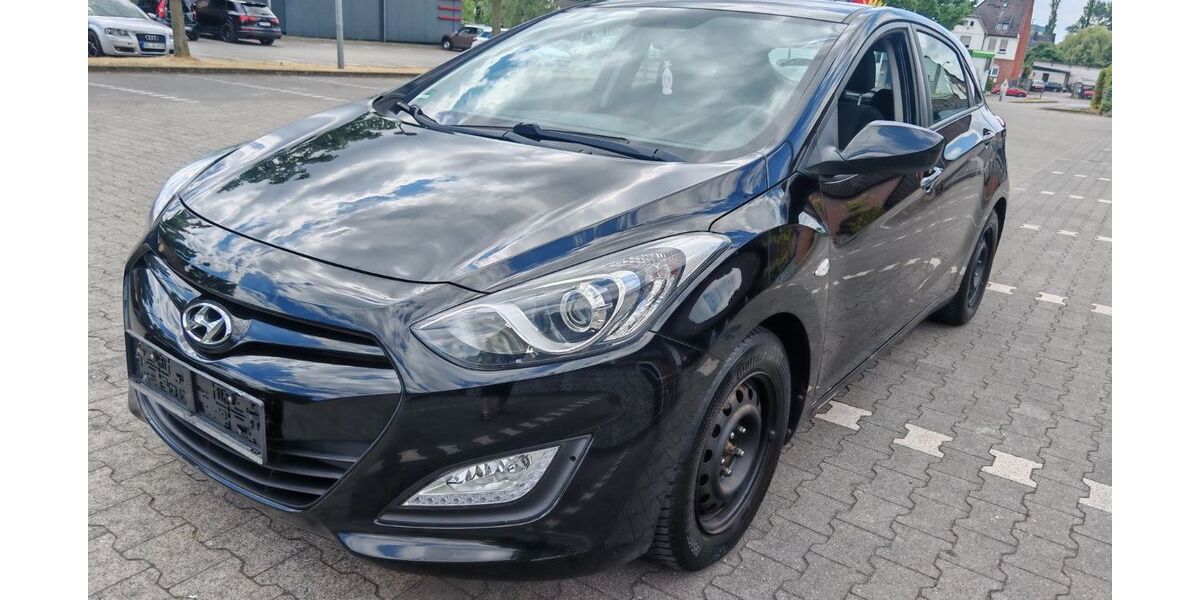 Hyundai i30 203.000 km 3.800 &euro; Dortmund 44339