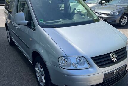 VW Caddy 63.000 km 7.999 &euro; Recklinghausen 45663