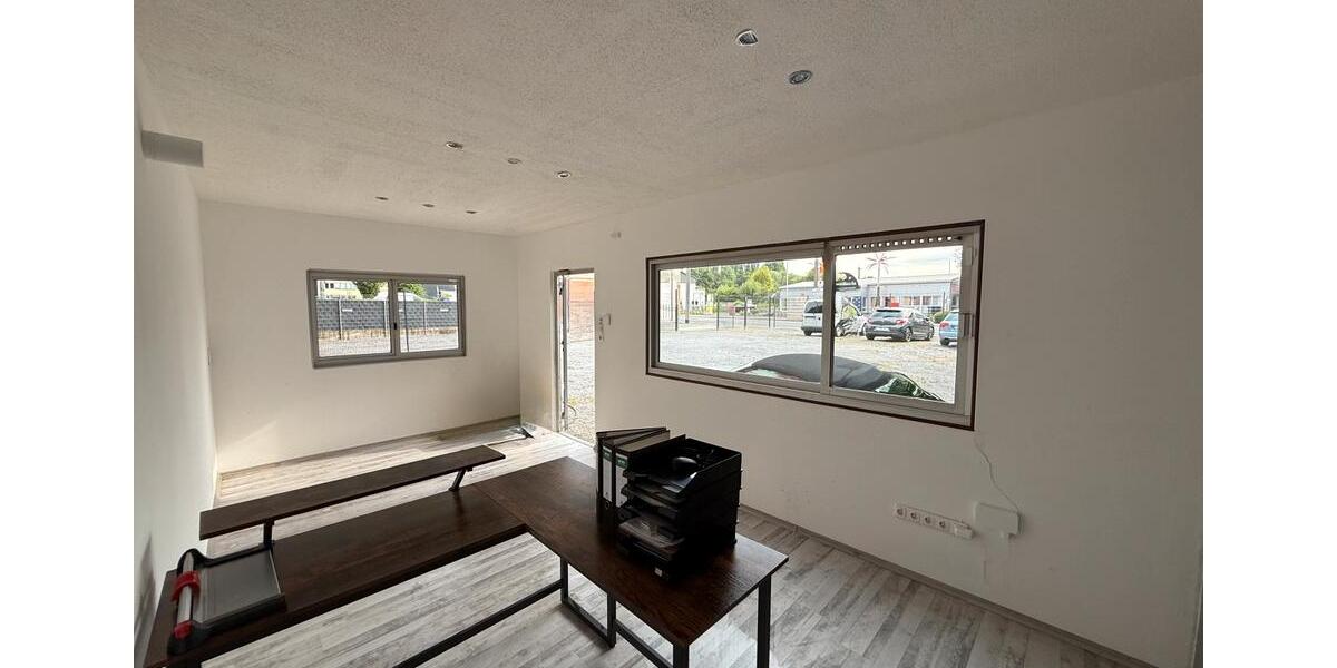 Gewerbegrundstück ca. 350 m² - ideal für Kfz-Handel Stellplatz zimmer