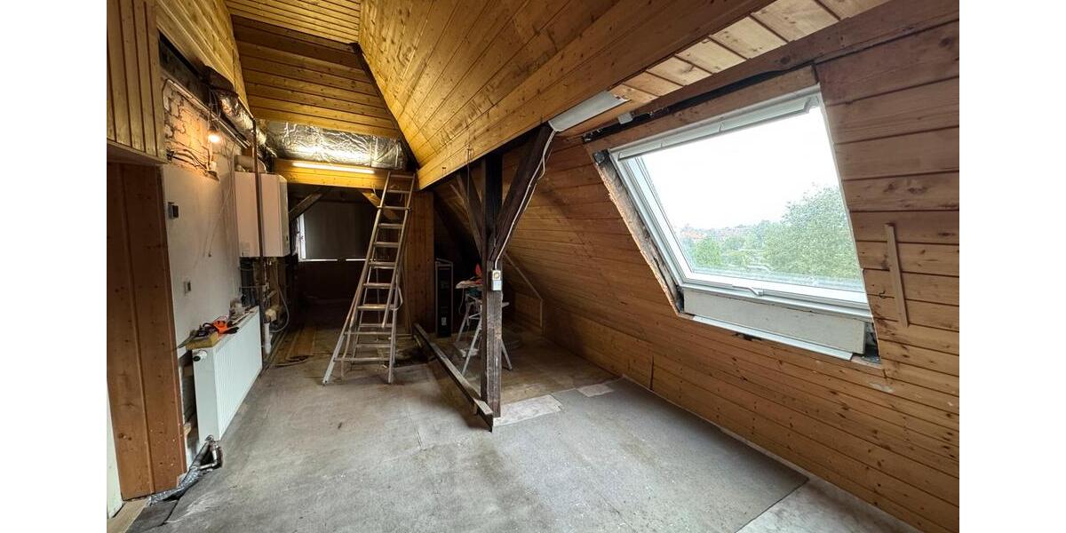 Dachgeschoßwohnung Bochum Bochum-Mitte - 3 Zimmer, 61 m&sup2;, 119.000&euro; | Angebot:27248890
