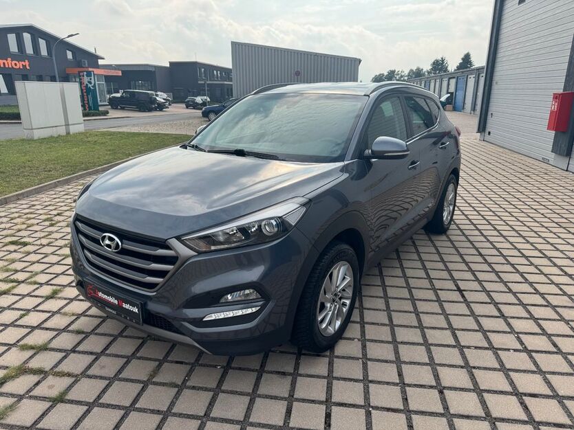 Hyundai TUCSON 97.000 km 12.950 € Essen 45329