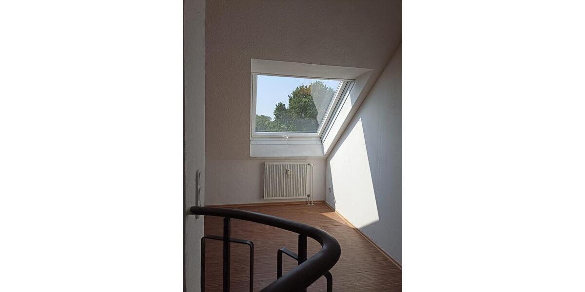 Dachgeschoßwohnung Dortmund Hombruch - 4 Zimmer, 87 m&sup2;, 735&euro; | Angebot:27600011
