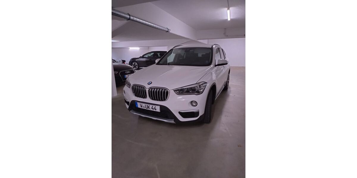 BMW X1 88.000 km 20.300 &euro; Essen 45259