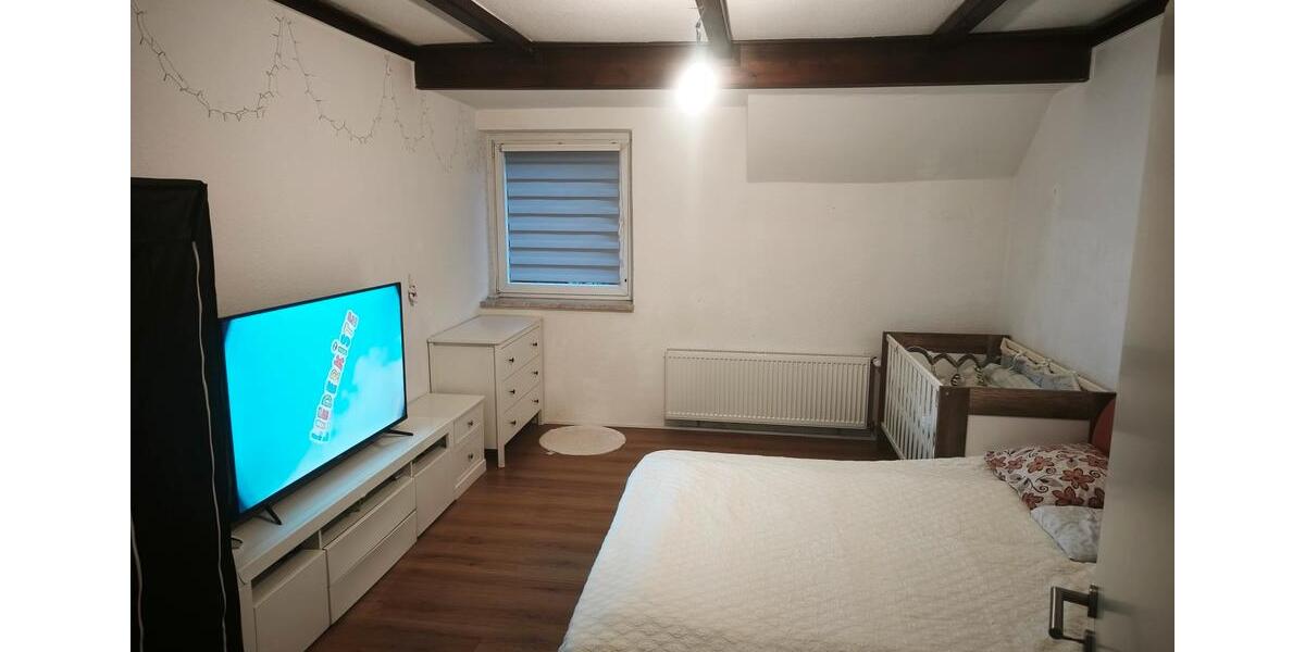 Dachgeschosswohnung 3 zimmer