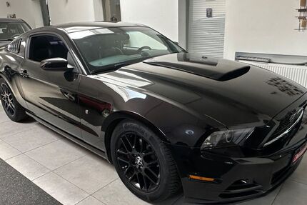 Ford Mustang 156.000 km 14.999 &euro; Schwerte 58239
