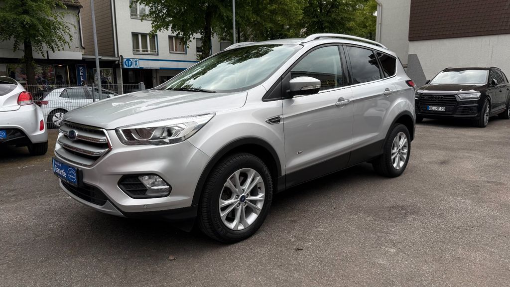 Ford Kuga 71.000 km 16.499 &euro; Marl 45770