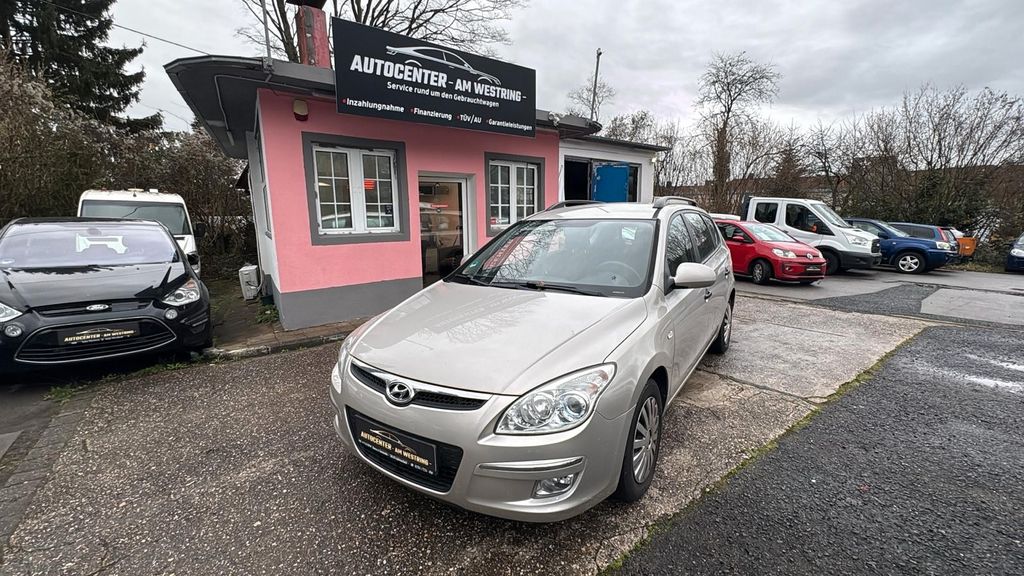 Hyundai i30 164.000 km 4.990 &euro; Wuppertal 42329