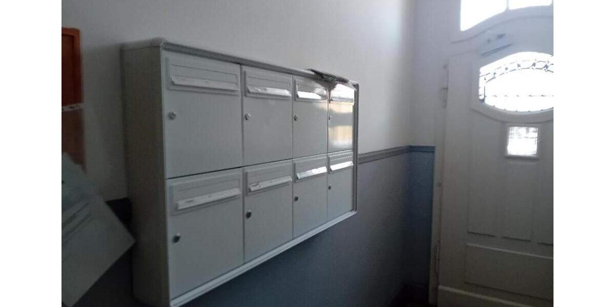 Dachgeschoßwohnung Oberhausen - 3.5 Zimmer, 100 m&sup2;, 195.000&euro; | Angebot:24979111