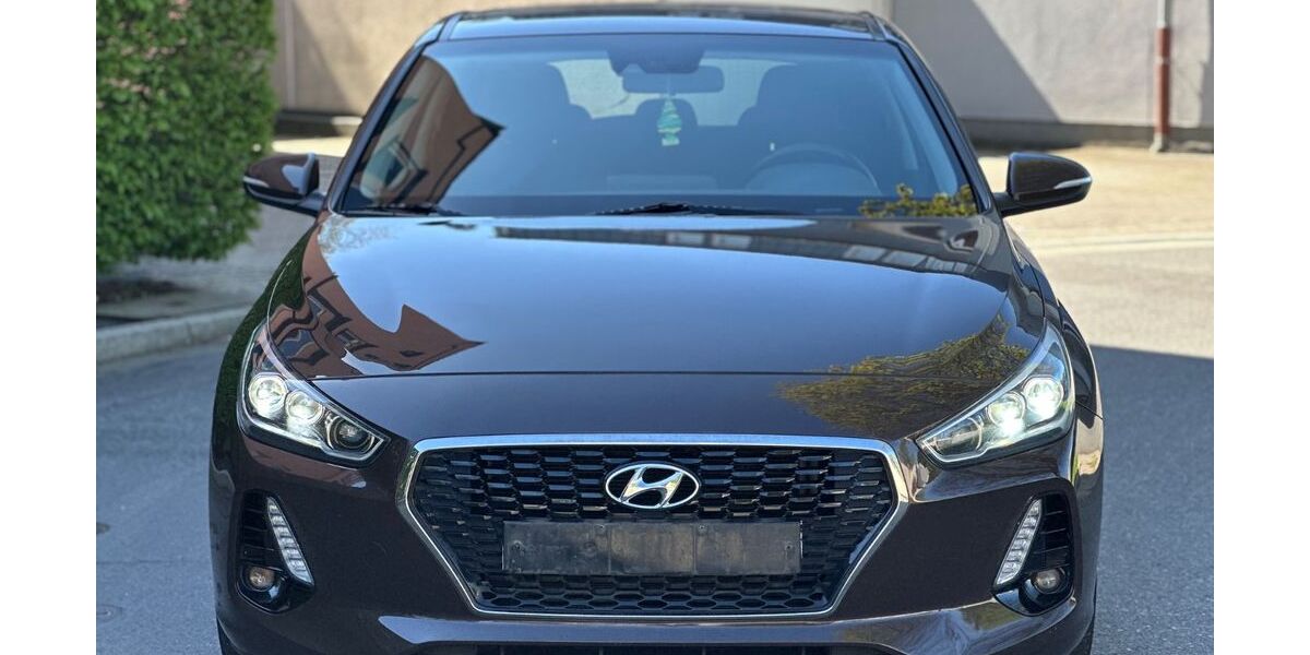 Hyundai i30 223.819 km 6.999 &euro; Essen 45276
