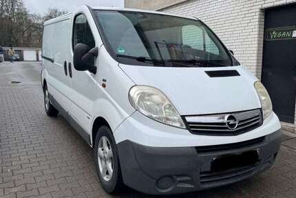 Opel Vivaro 248.000 km 4.500 &euro; Essen 45143