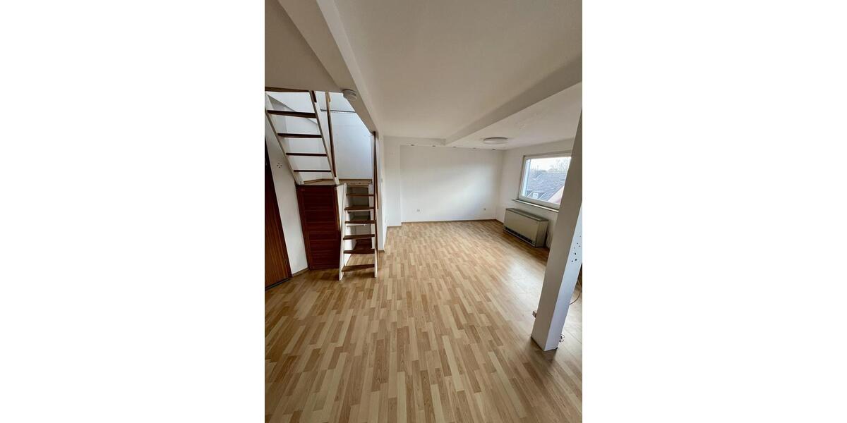 Dachgeschoßwohnung Gelsenkirchen Gelsenkirchen-Mitte - 2.5 Zimmer, 44 m&sup2;, 390&euro; | Angebot:25718756