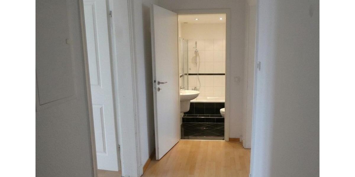 Dachgeschoßwohnung Dortmund Innenstadt Ost - 2.5 Zimmer, 71 m&sup2;, 199.000&euro; | Angebot:27190354