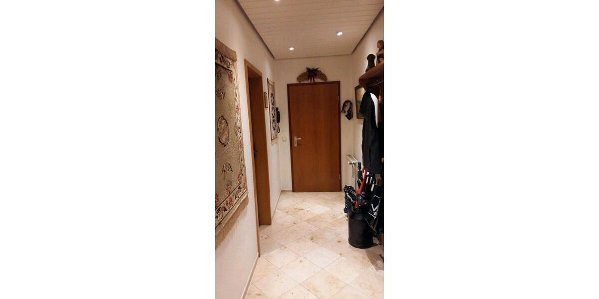 Eigentumswohnung ca. 99 qm, 4 Zimmer, 2 Bäder, Garage, Balkon 4 zimmer