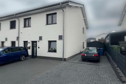 Sehr gepflegtes Reihenendhaus in Danndorf