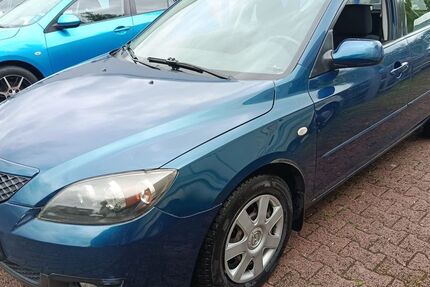 Mazda 3 82.000 km 2.999 &euro; Recklinghausen 45659