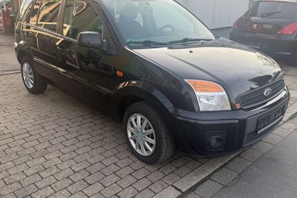 Ford Fusion 100.000 km 2.490 &euro; Essen 45143