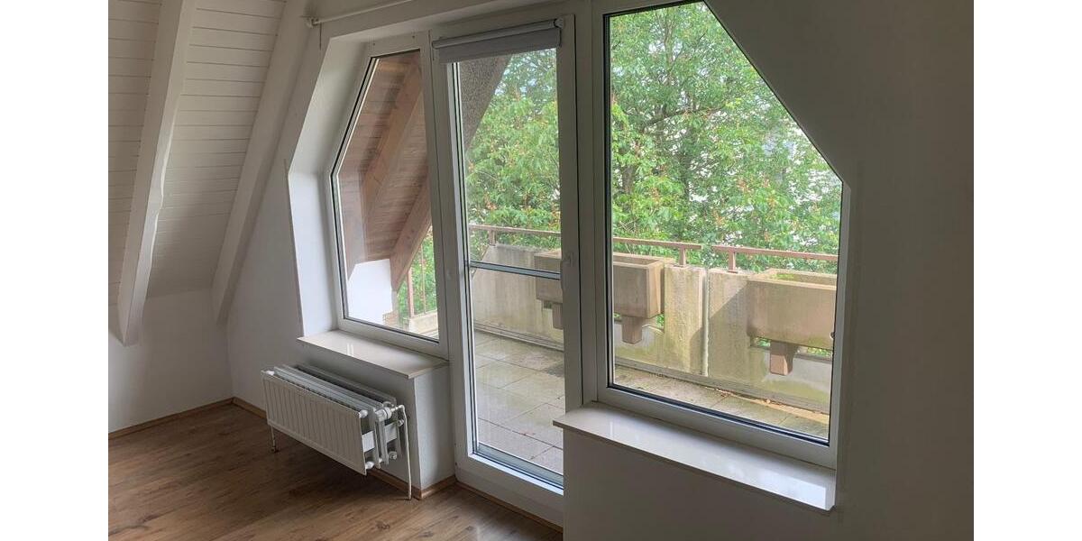 Dachgeschoßwohnung Gevelsberg - 2.5 Zimmer, 62 m&sup2;, 162.500&euro; | Angebot:26763382
