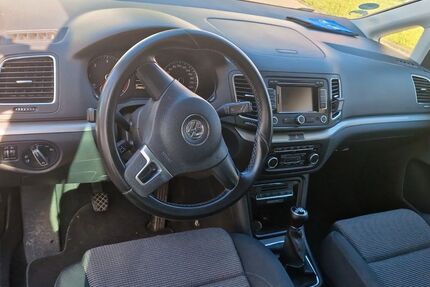 VW Sharan 260.000 km 8.000 € Bochum 44879