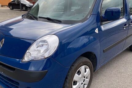Renault Kangoo 85.305 km 3.900 &euro; Essen 45136