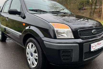 Ford Fusion 121.500 km 3.490 € Wuppertal 42389