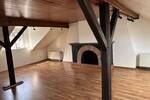 Coole StudentenWohnung - DG - Hell - großzügiger Wohn-Schlafraum - Küche mit EBK - Duschbad - Diele - Gartennutzung