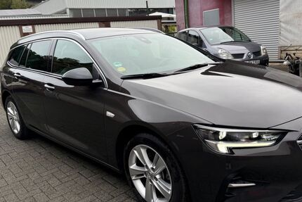 Opel Insignia 63.000 km 17.700 € Wuppertal 42283