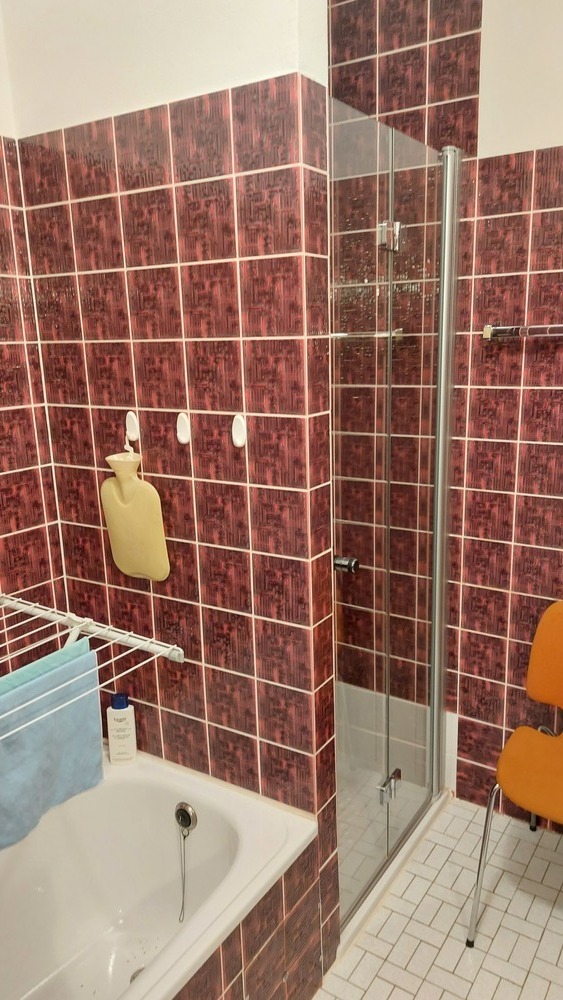 Gemütliche 2 ½ Zimmer ETW mit Loggia und Garage 2 zimmer