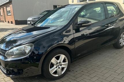 VW Golf 152.000 km 3.600 &euro; Bottrop 46238