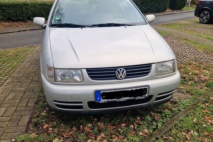 VW Polo 141.000 km 690 &euro; Witten 58456