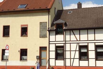 Haus Bochum Altenbochum - 10 Zimmer, 310 m&sup2;, 350.000&euro; | Angebot:27439970