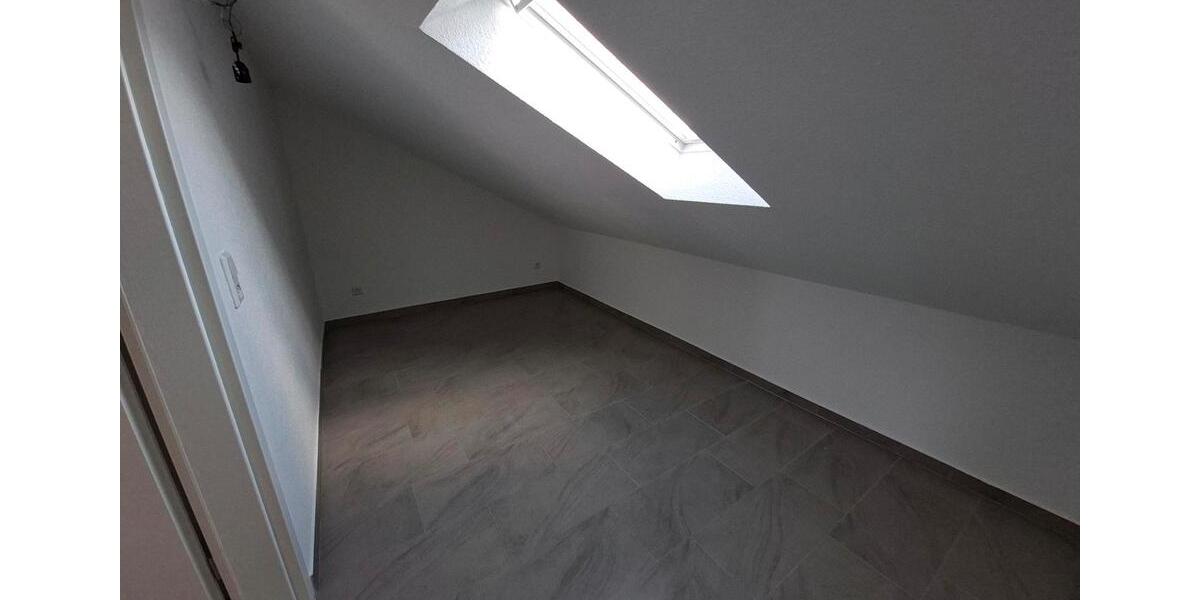 Dachgeschoßwohnung Dortmund Aplerbeck - 2 Zimmer, 61 m&sup2;, 570&euro; | Angebot:27580924
