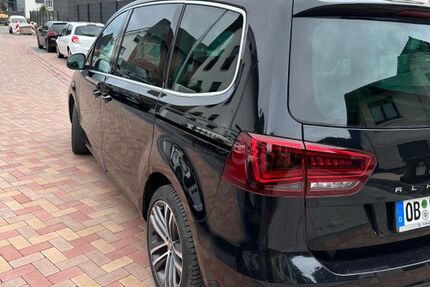 Seat Alhambra 99.000 km 23.800 &euro; Oberhausen 46117