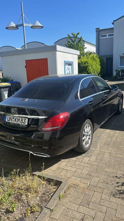 Mercedes-Benz C 250 136.000 km 22.999 € Lünen 44536