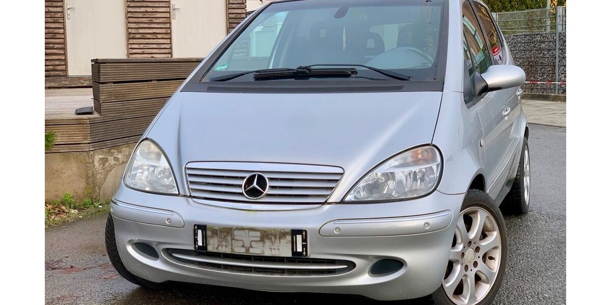 Mercedes-Benz A 190 122.273 km 1.500 &euro; Gelsenkirchen 45884