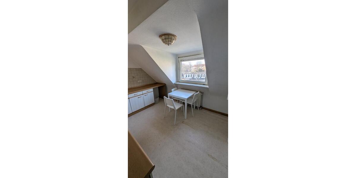 Dachgeschoßwohnung Mülheim an der Ruhr Linksruhr - 3.5 Zimmer, 58 m&sup2;, 725&euro; | Angebot:24658576