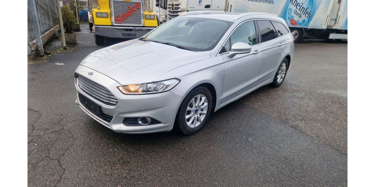 Ford Mondeo 368.500 km 4.900 &euro; Essen 45355