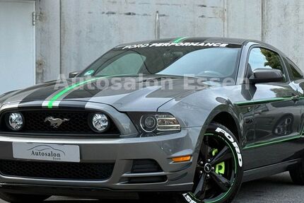 Ford Mustang 84.251 km 24.950 &euro; Essen 45141