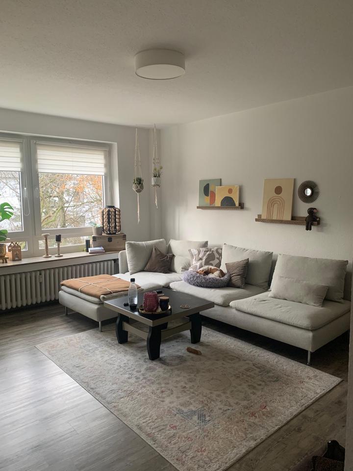 Helle 3-Zimmer-Wohnung mit großem Balkon & moderner Einbauküche
