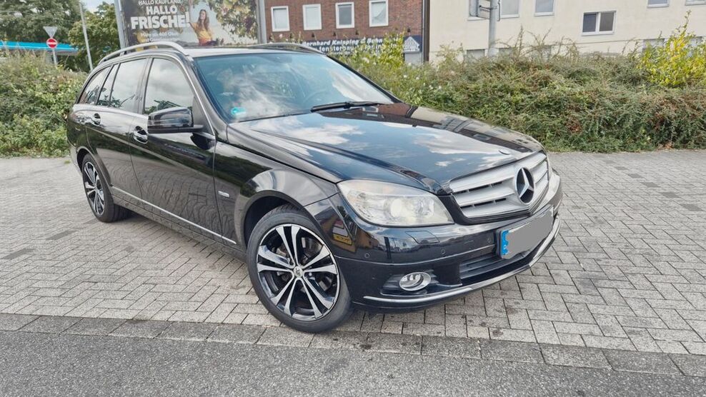 Mercedes-Benz C 250 183.000 km 9.800 € Oberhausen 46119