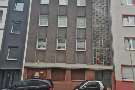 Haus Hagen - 14 Zimmer, 377 m&sup2;, 360.000&euro; | Angebot:27092772