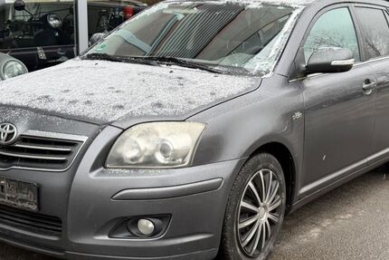 Toyota Avensis 268.000 km 1.290 &euro; Schwerte 58239