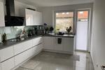 Großzügige Wohnung mit 3 SchlafZimmern, Balkon und Stellplatz