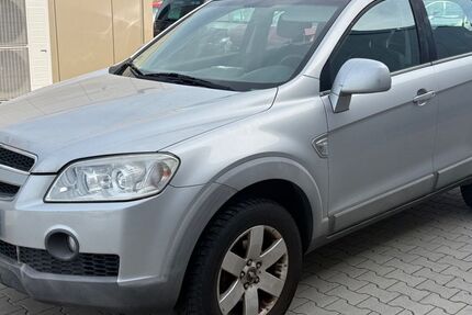 Chevrolet Captiva 135.820 km 1.300 € Gelsenkrichen 45884