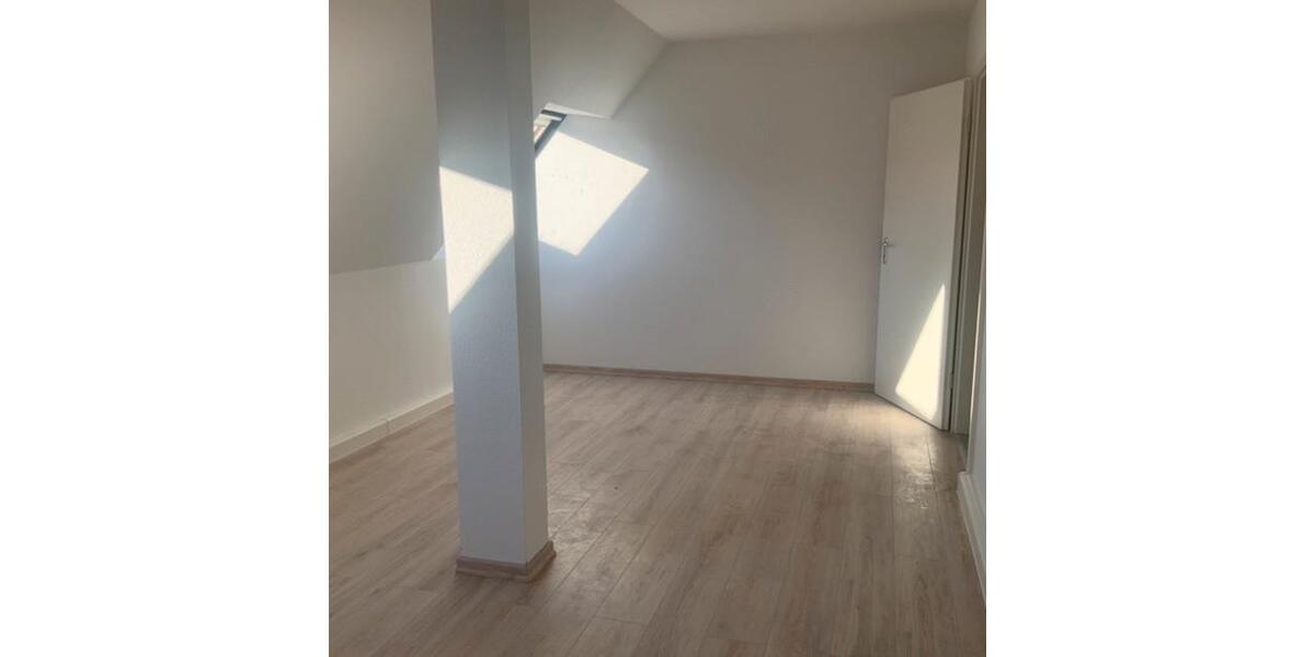 Dachgeschoßwohnung Herne Wanne - 2 Zimmer, 65 m&sup2;, 399&euro; | Angebot:25784507