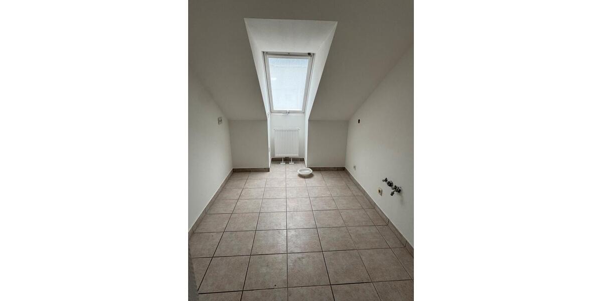 Dachgeschoßwohnung Dortmund Hörde - 2 Zimmer, 60 m&sup2;, 590&euro; | Angebot:27590819