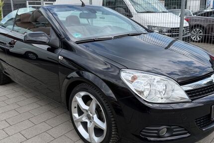 Opel Astra 67.650 km 8.980 &euro; Oberhausen 46149