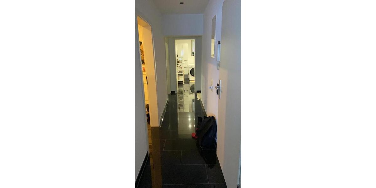 Moderne EG 2 Zi Wohnung Zentrale Lage Stellplatz 2 zimmer