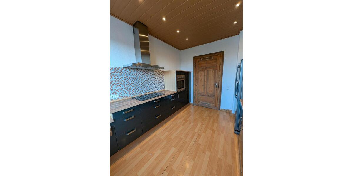 Etagenwohnung Datteln - 3 Zimmer, 100 m&sup2;, 750&euro; | Angebot:25656573